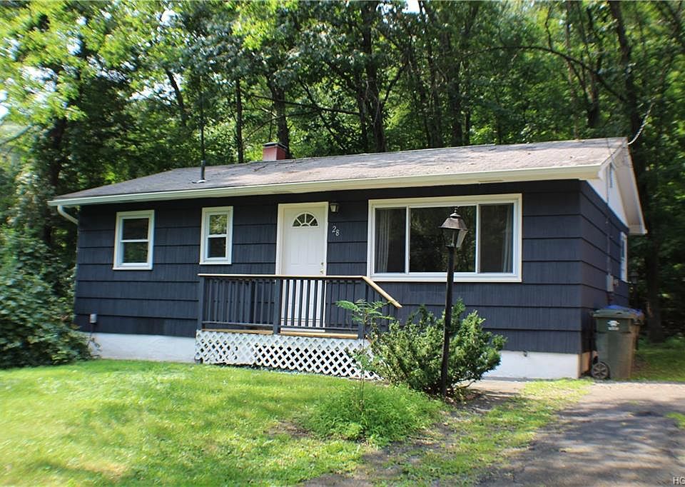 1st image of 28 Village Dr