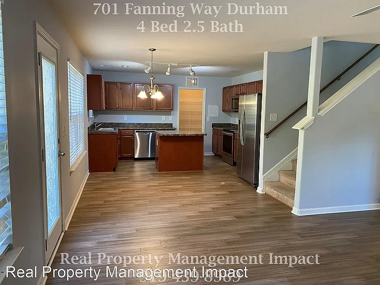 701 Fanning Way — Photo 11
