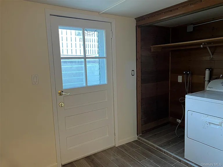 118 Sherman Ave #B — Photo 17