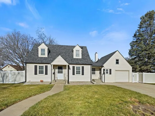 104 Morton Rd, Columbus, NE 68601
