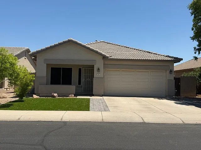 4 bed 1.75 on the 6th fairway of Coldwater Springs — Photo 2