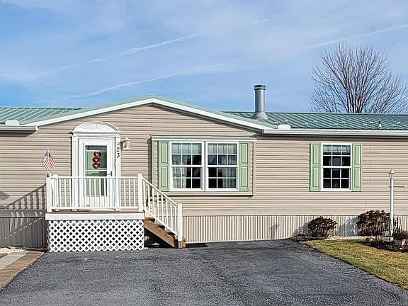 2nd image of 23 Tiffany Dr