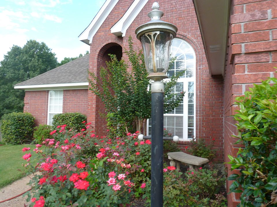 1st image of 145 Country Forest Dr