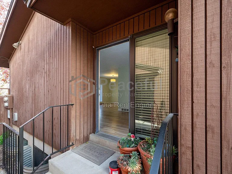 1925 E 3380 South St — Photo 11