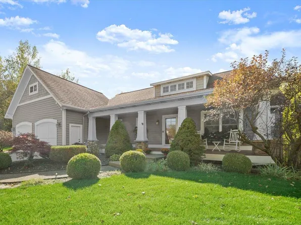 4522 Oakwood Ct SE, Caledonia, MI 49316