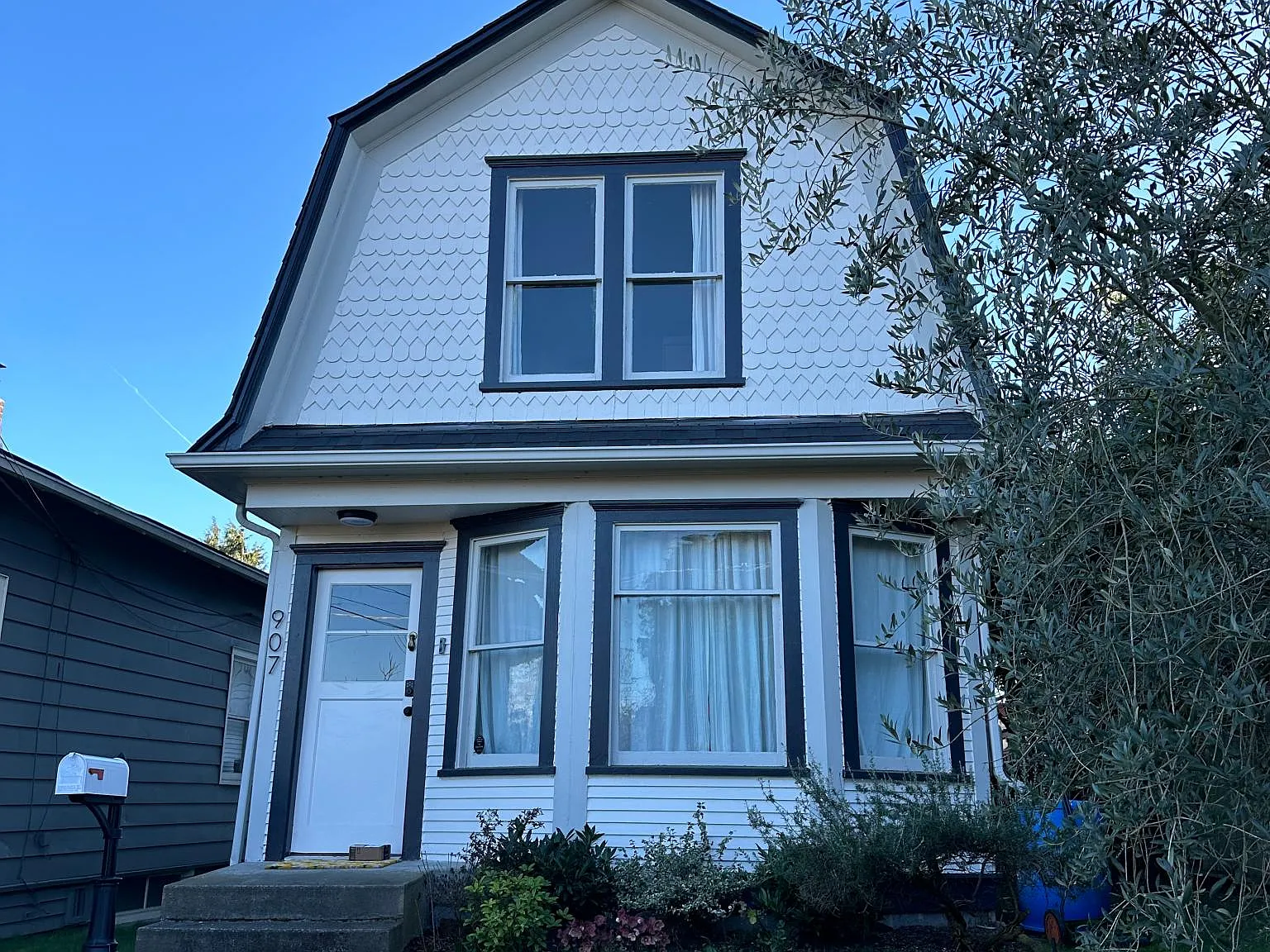 2 bed, 1484 sqft, $4,450 — Photo 1