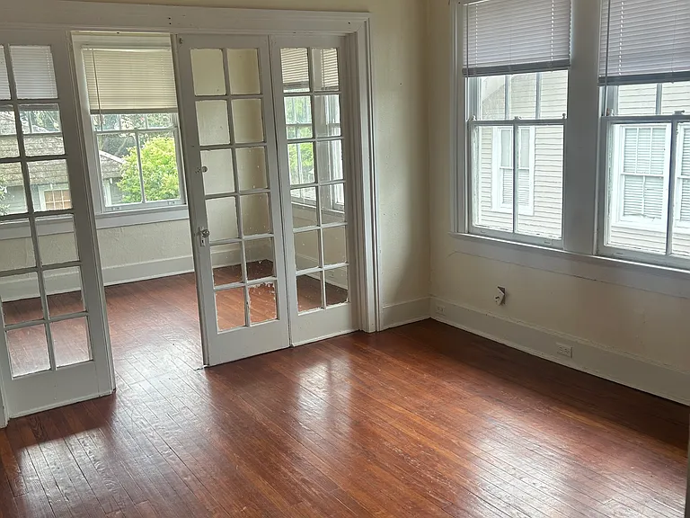 8008 Sycamore St — Photo 12