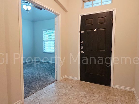 2nd image of 206 Pleasant Hill Ln