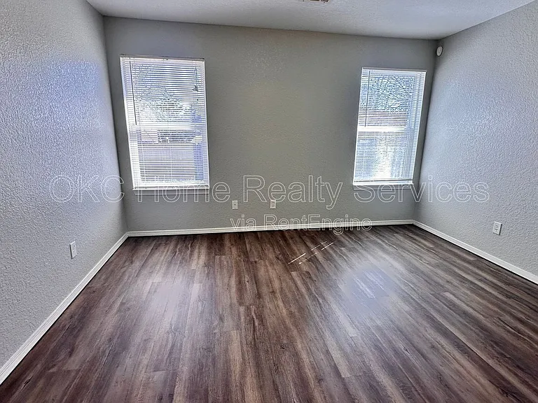 5520 Bush Creek Way — Photo 16