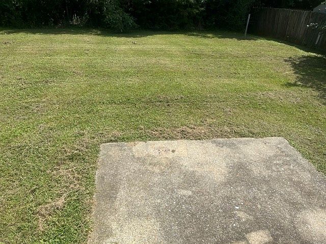 1st image of 395 Donna Dr