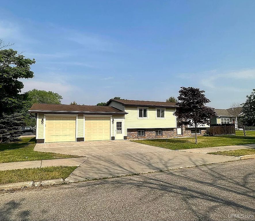 601 S 21st St, Escanaba, MI 49829 Zillow