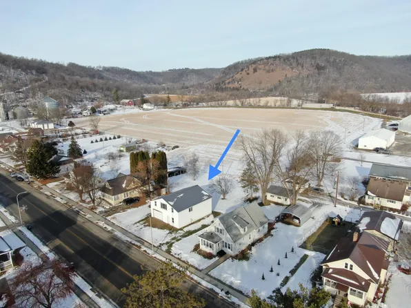 116 Mill St, Peterson, MN 55962