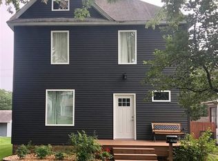 332 3rd Ave, Two Harbors, MN 55616