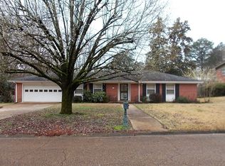 231 Robin Rd, Grenada, MS 38901