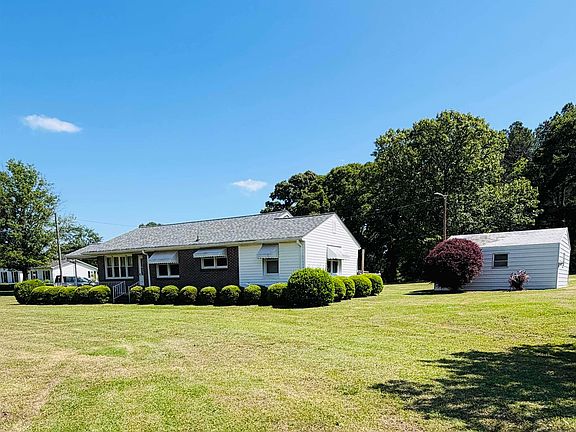 2nd image of 7593 Greenpond Rd