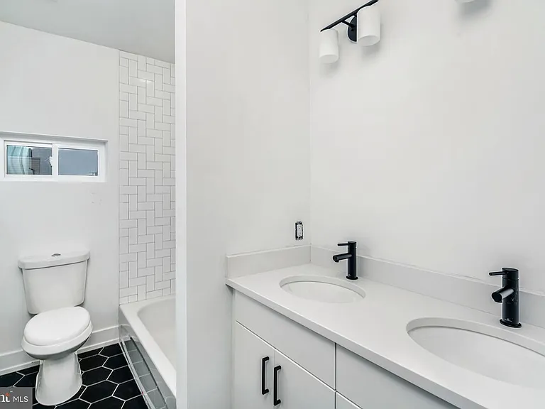 1527-29 Ridge Ave #1B — Photo 24