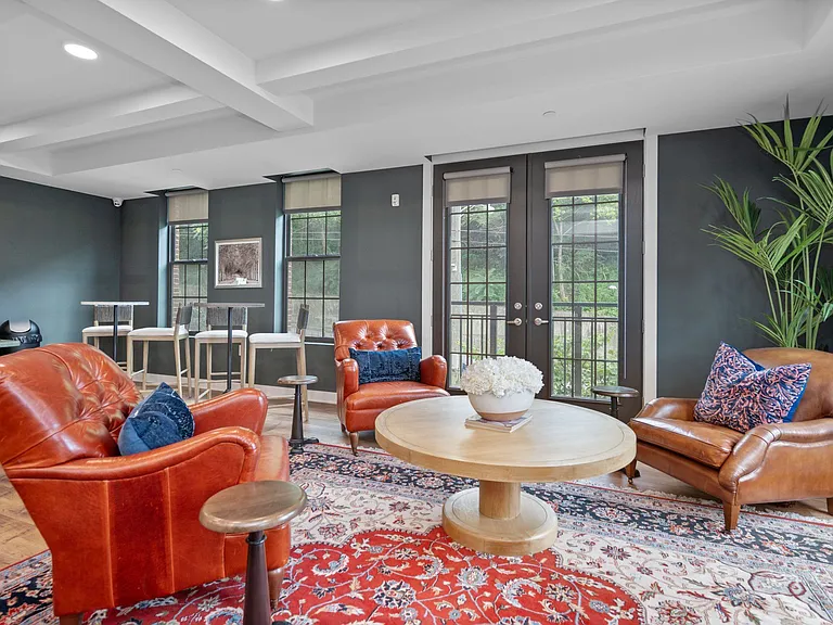 Adams Edge Apartments — Photo 48