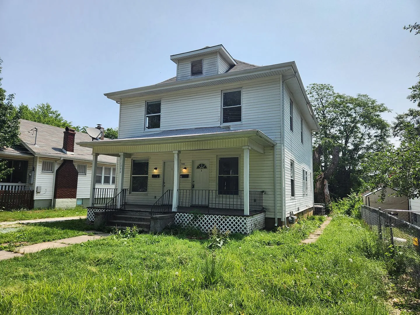 Spacious 3-Bedroom, 1-Bathroom Home Available Now!! — Photo 3