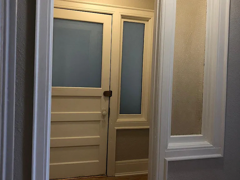 2852 N Oakland Ave #2 — Photo 21