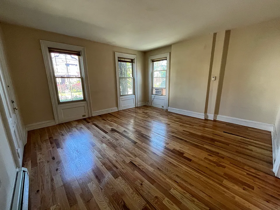 45 S Clinton St #1