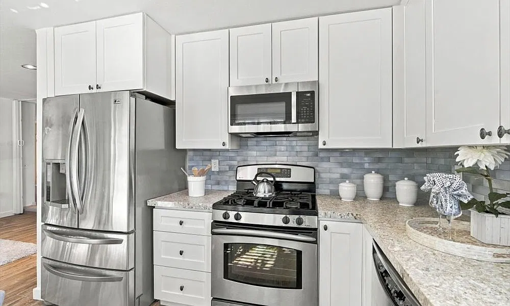 4 bed, 1597 sqft, $4,500 — Photo 2