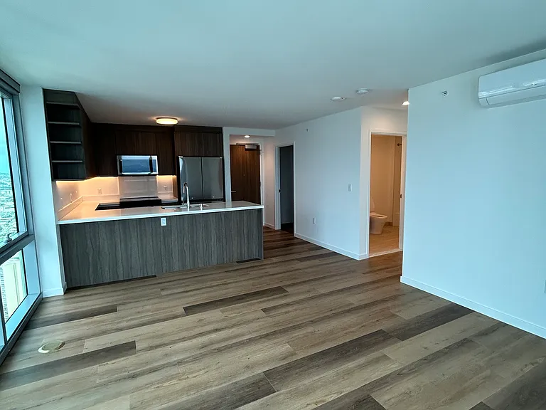 1500 Rycroft St #2300 — Photo 2