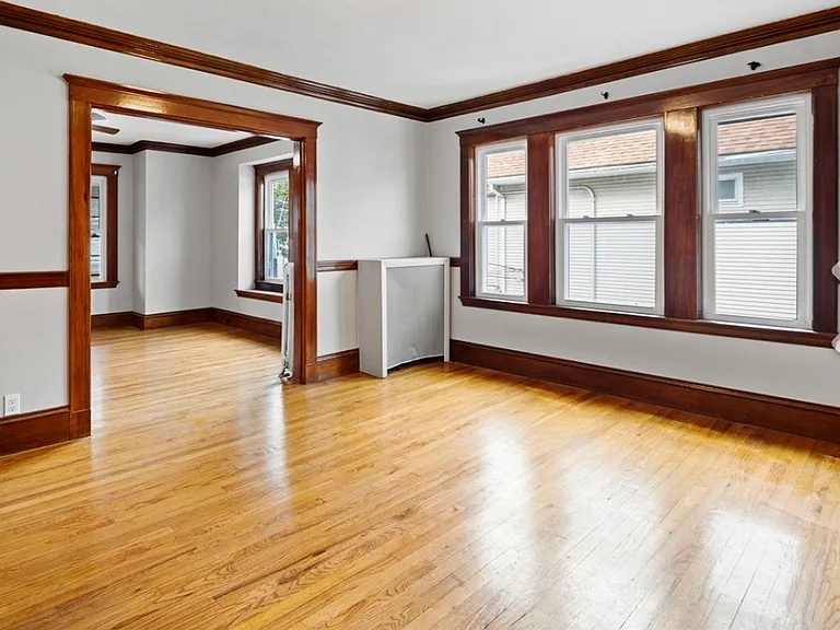 48 Cleveland St #2 — Photo 14