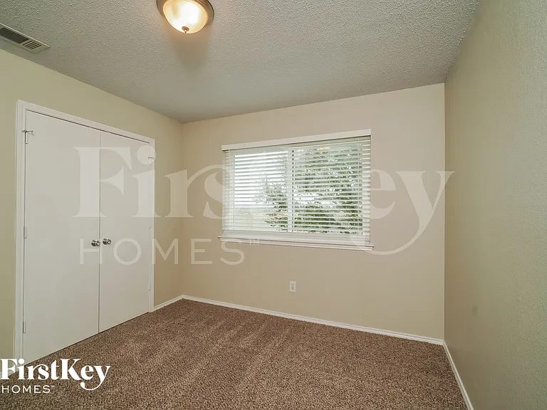8024 Mourning Dove Dr — Photo 12