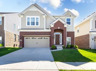 28340 Hanover Dr, Novi, MI