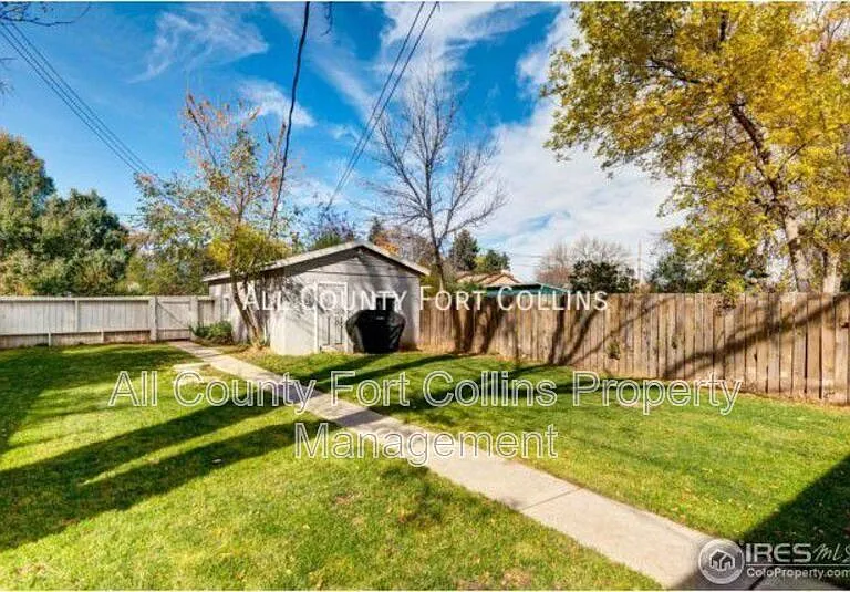 4237 Main St — Photo 17