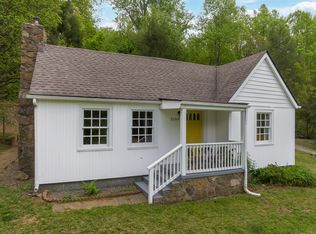 2269 Arrowhead Valley Rd #A, Charlottesville, VA 22903