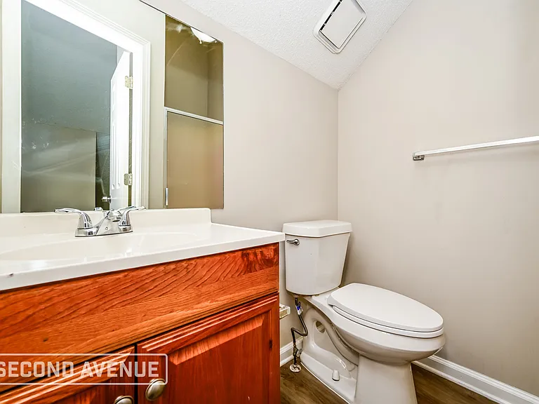 2370 Iron Horse Dr — Photo 16