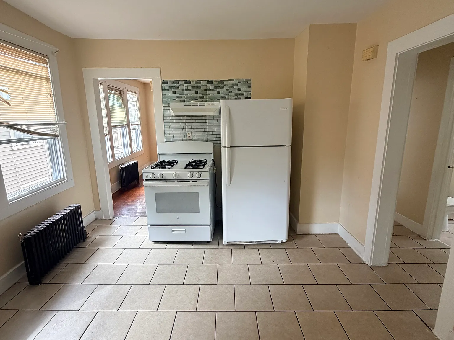 227 County St — Photo 3