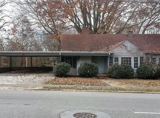 7 W Martin Luther King Jr Blvd, Lexington, NC 27292