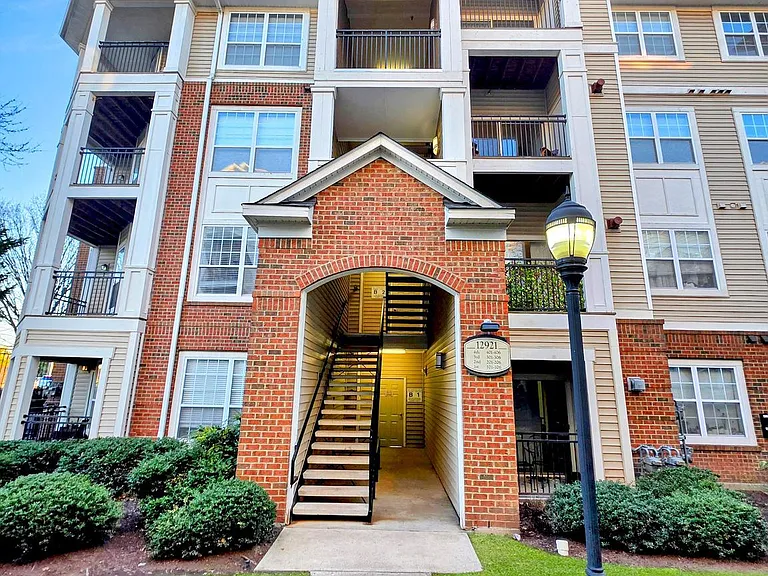 12921 Centre Park Cir #206 — Photo 1