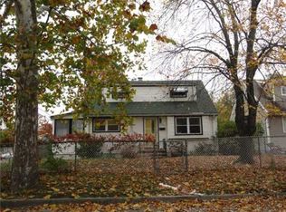 306 Park Ave, Old Bridge, NJ 08857