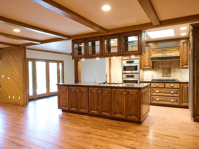 4720 Hayman Ave — Photo 17