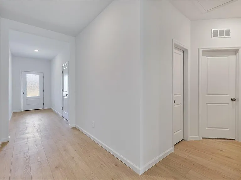 5152 Arrowfeather Ct — Photo 4