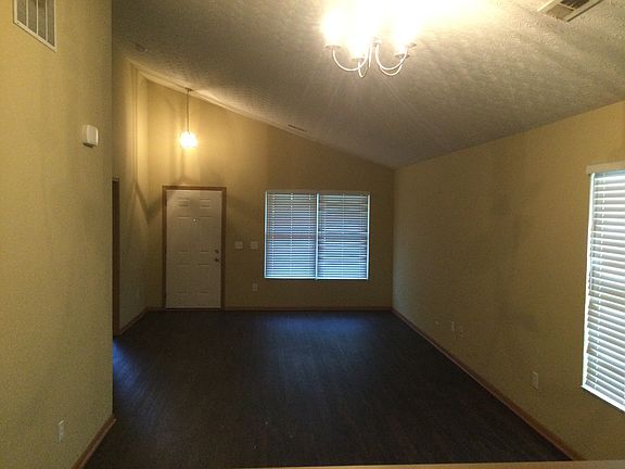 2nd image of 2164 Shadow Rock Dr