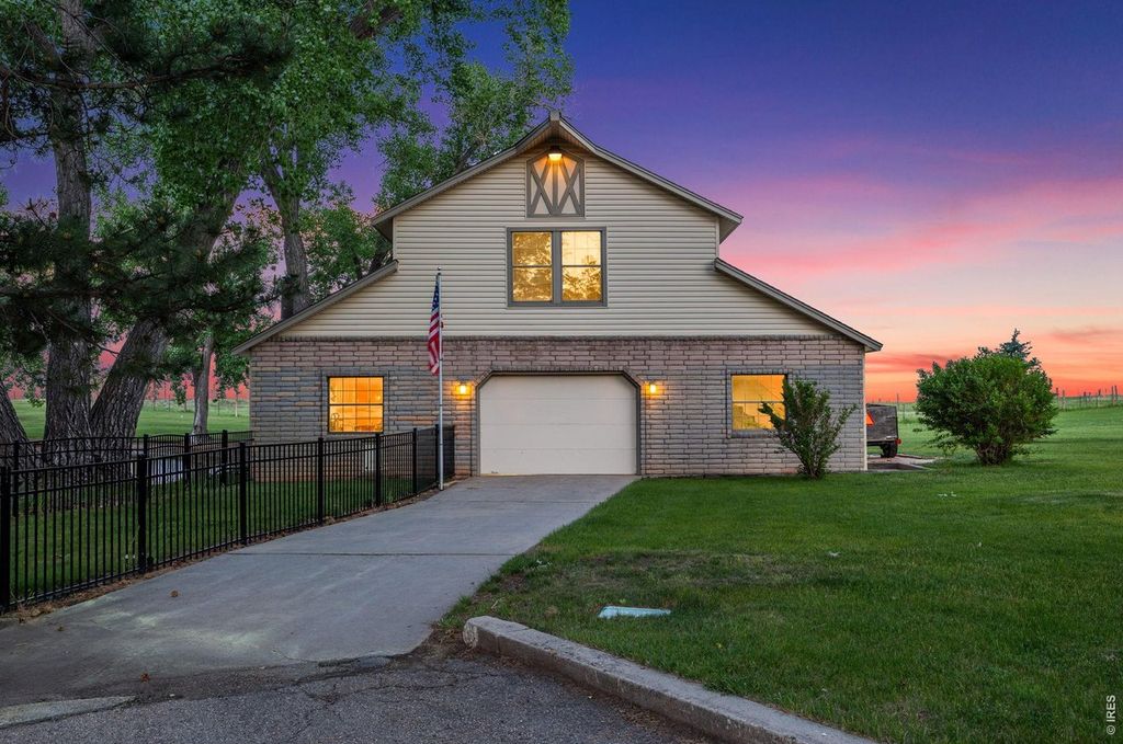 4025 Spruce Dr