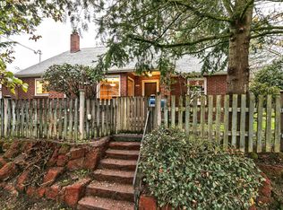 1820 NE Holman St, Portland, OR 97211