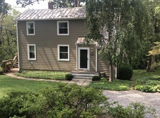 8232 Lees Ridge Rd, Warrenton, VA 20186