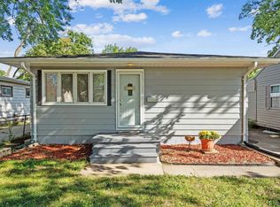 1933 Plymouth Ave, Waterloo, IA 50702