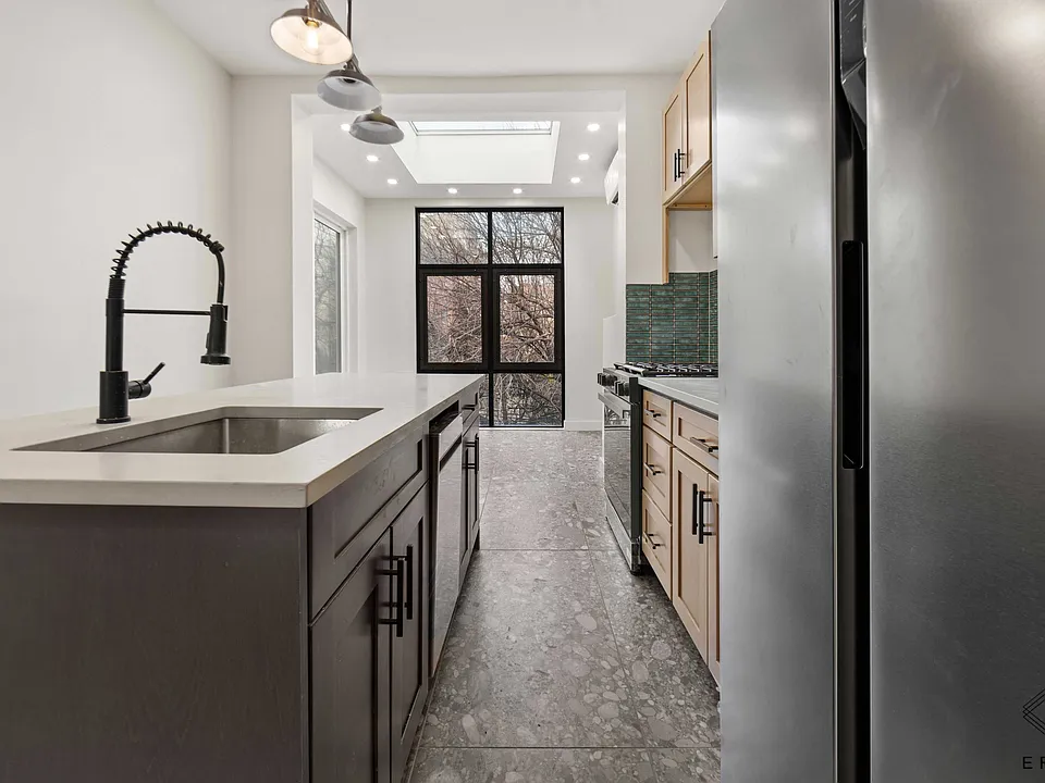 108 Marcy Ave #3A
