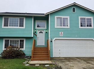 934 S 46th St, Springfield, OR 97478