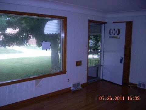 2nd image of 1815 Skyline Dr