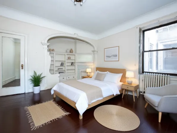 194 Riverside Drive image 11 of 26