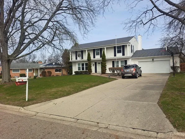 4312 Appletree Ln, Lansing, MI 48917