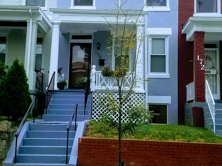 170 Todd Pl NE — Photo 10