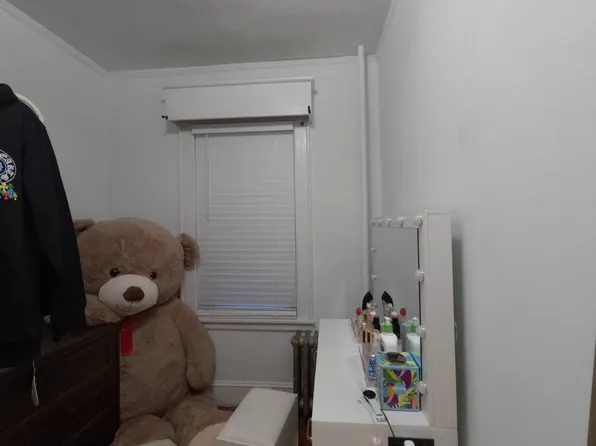 20-45 31st Street image 19 of 40